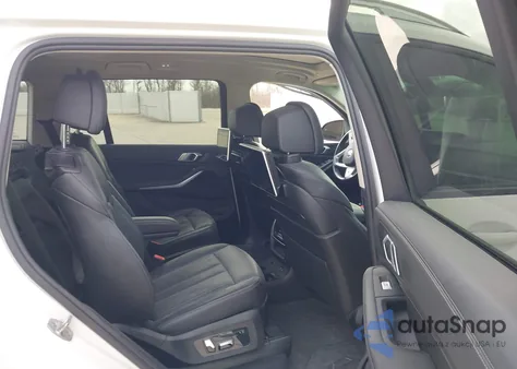 2020 BMW X7 xDrive40I z USA, uszkodzony, nr VIN 5UXCW2C04L9B40606